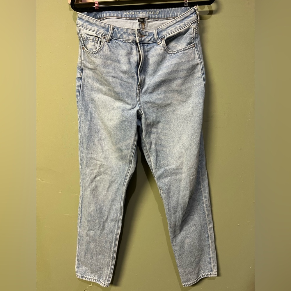 American Eagle Mom jeans
